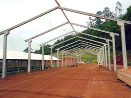 Pavilhões pré-moldados